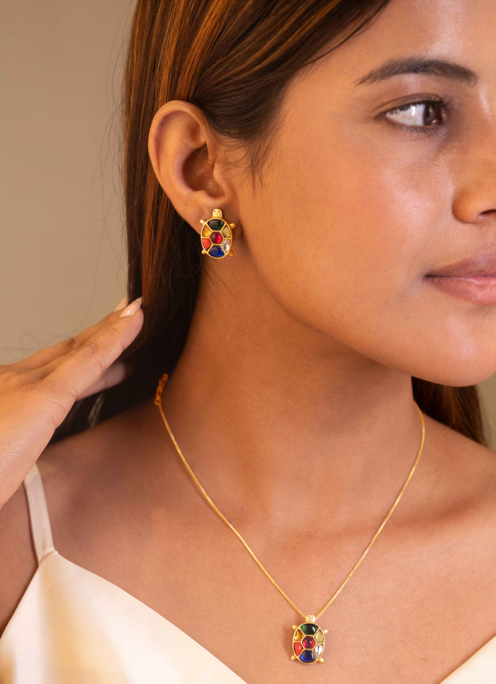 Anvaya Shaahi Tortoise Jadau Necklace Set
