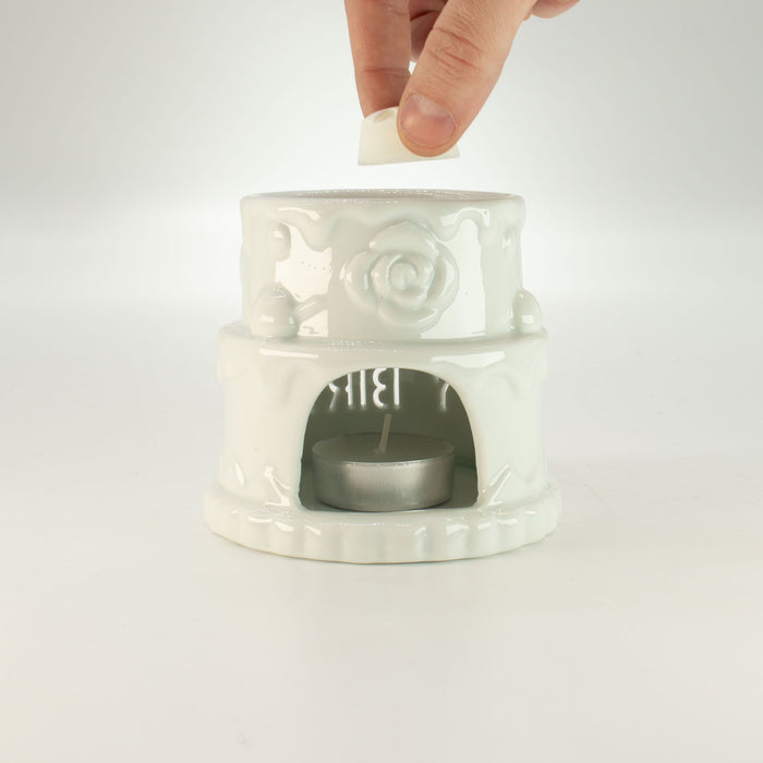 Ceramic Cake Oil Burner - HAPPY BIRTHDAY - White 🇬🇧