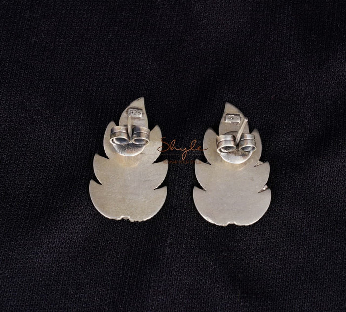 Moh Intricate Leaf Earrings back