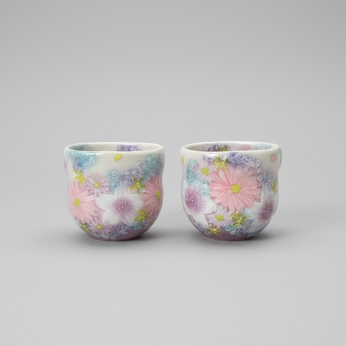 Yuzuriha Studio: Handmade Tea serving set - Tea pot and 2 cups - Handwritten floral pattern Light Purple