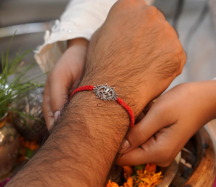 Anvaya Intricate Ganesha Rakhi