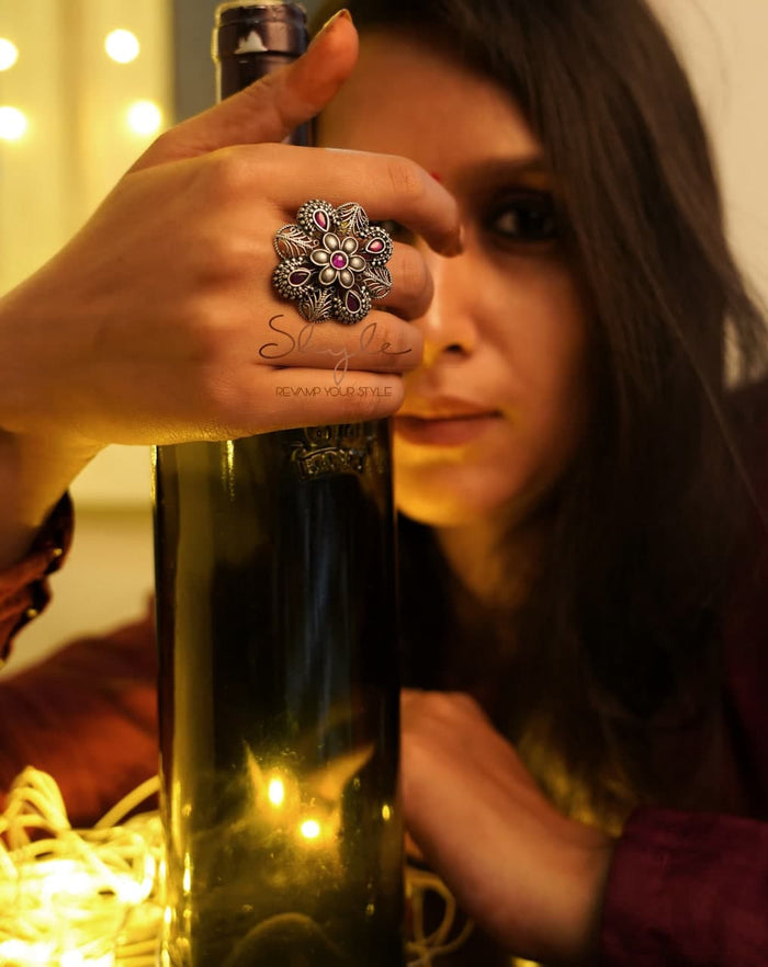 Essence Intricate Jadau Cocktail Ring