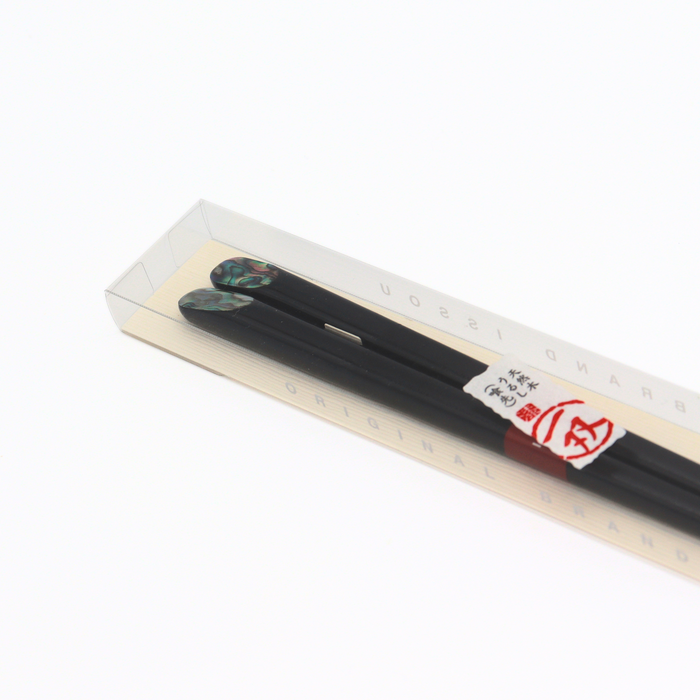 Ishida: "Yumemizuki" Raden Wakasa Lacquered Chopsticks yunomi.life 3