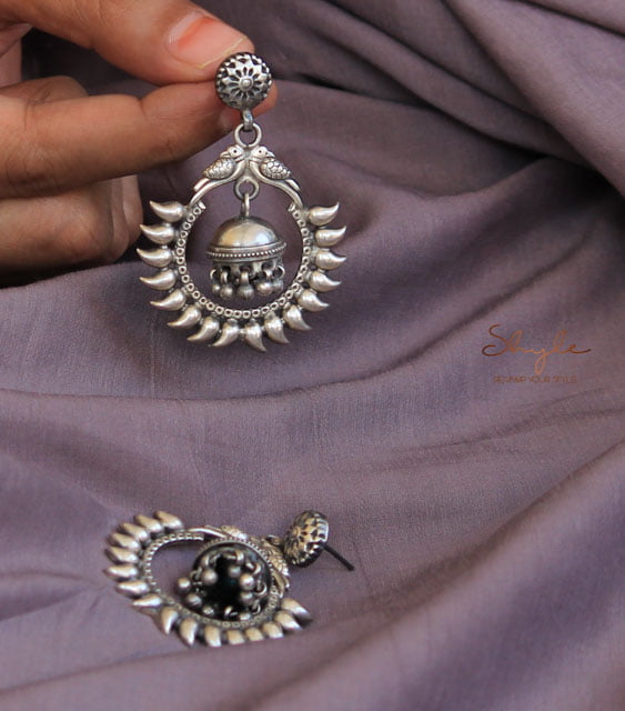 Mizoya Dual Parrot Intricate Jhumki front