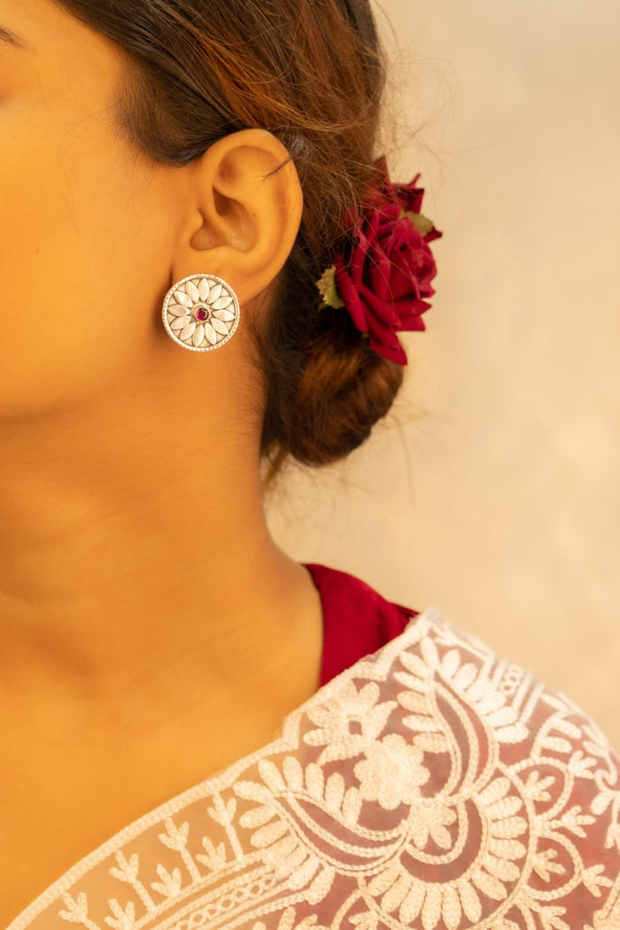 Mizoya Flower Motif Raani Stud Earring