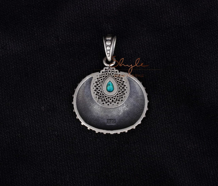 Moh Intricate Sea Shell Pendant