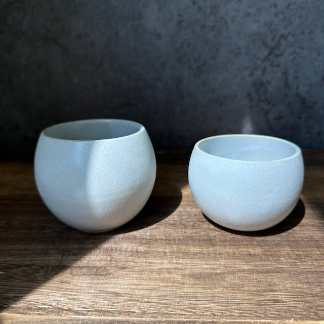 SHIKIKA - Korokoro Round Yunomi Cup - Charcoal Black (LAST UNIT)