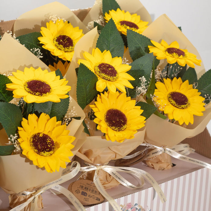 Soap Flower - Two Sunflower Bouquet 🇬🇧
