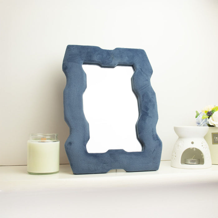 Soft Squiggly Mirror – Chunky Frame – Royal Blue (30.5x22.5x2.3cm) 🇬🇧